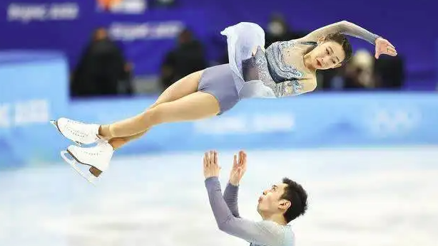 自由滑和短节目的区别是什么?