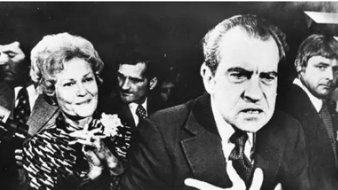 水门事件是怎么回事?