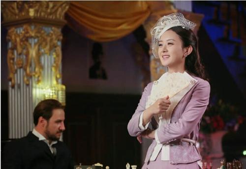 《胭脂》里面的蓝胭脂是个什么样的人？