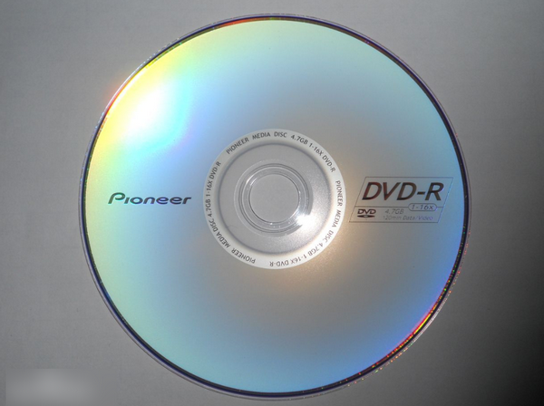 刻录光盘“DVD-R”和“DVD+R”有什么区别？