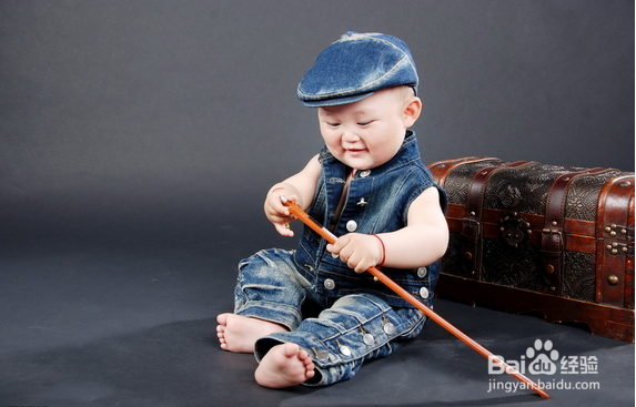 小孩经常便秘怎么办