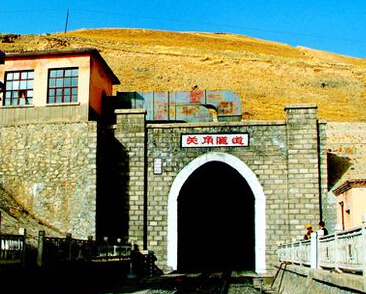 中国最长的火车隧道是太行山隧道吗