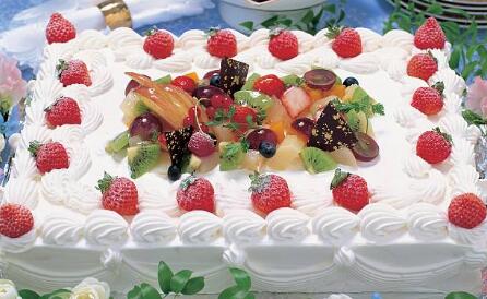 奶油蛋糕和鲜奶蛋糕有什么区别