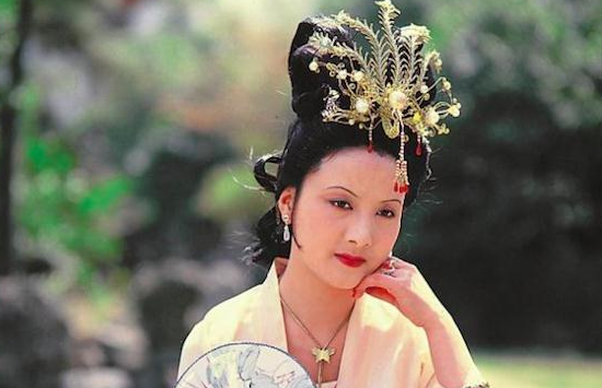 《红楼梦》王熙凤的判词是什么?