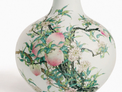 粉彩瓷器特点是什么？