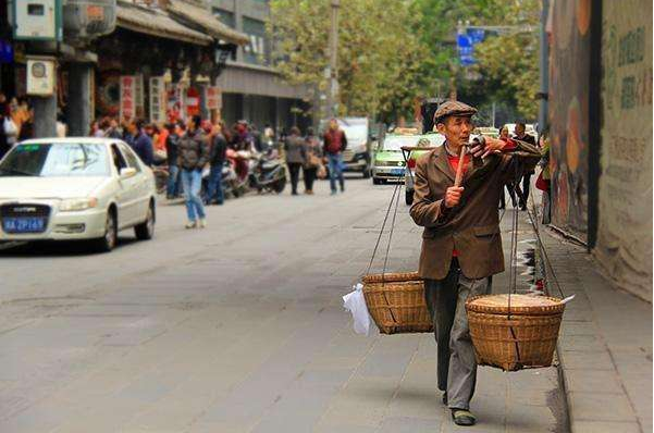 打工人,打工魂,这个梗到底是什么意思呢?