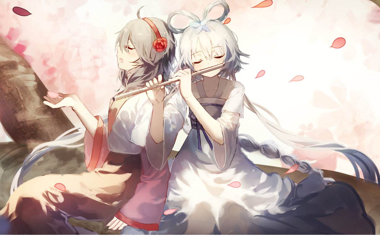 开头是一个女的唱的:梨花香这是什么歌