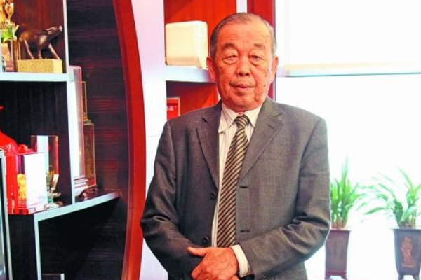 安踏的创始人是谁？