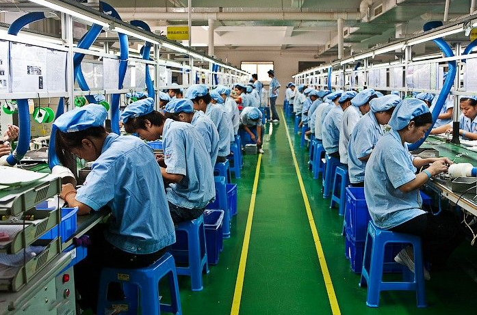 是什么原因导致年轻人宁愿送外卖也不去工厂工作?