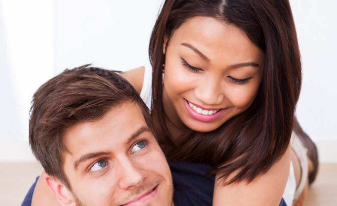 “少夫老妻”的结合,会出现哪些尴尬的情况?