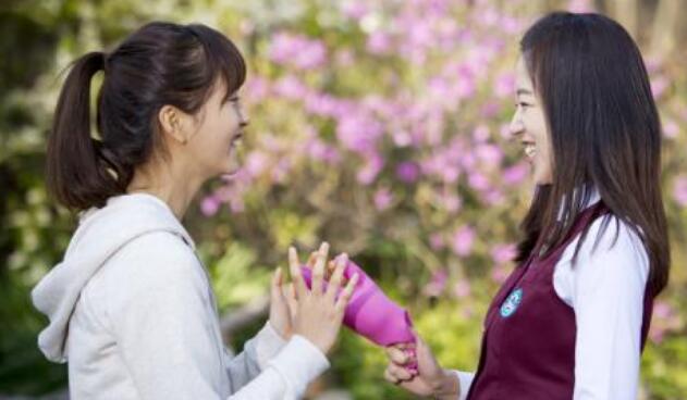 如何评价《你是谁-学校2015》？值得一看吗？