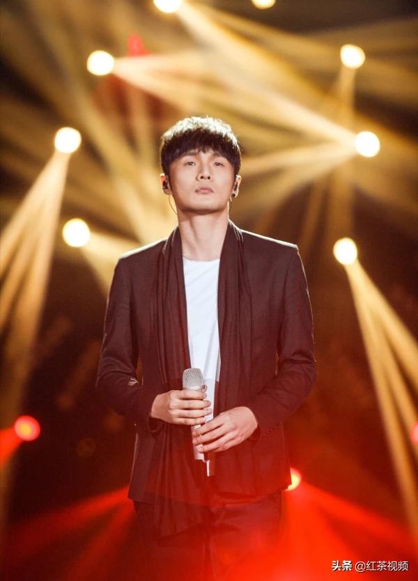 李荣浩和陈奕迅谁更厉害？