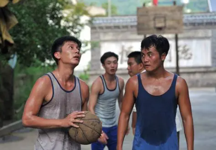 同心协力的反义词是什么?