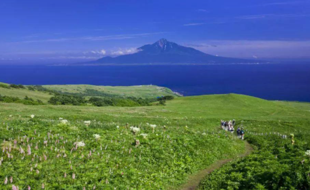 日本四个岛叫什么名字？