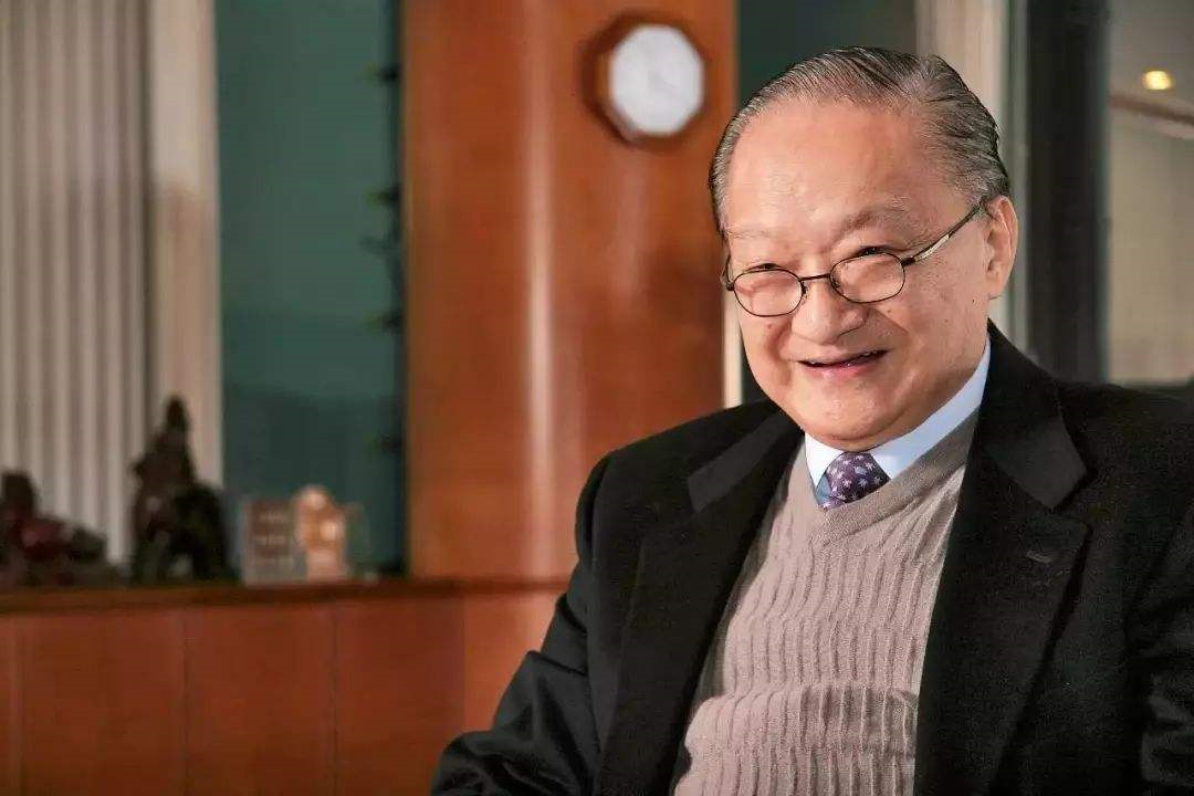 九阴九阳是“金庸新”的著作，他到底是谁？