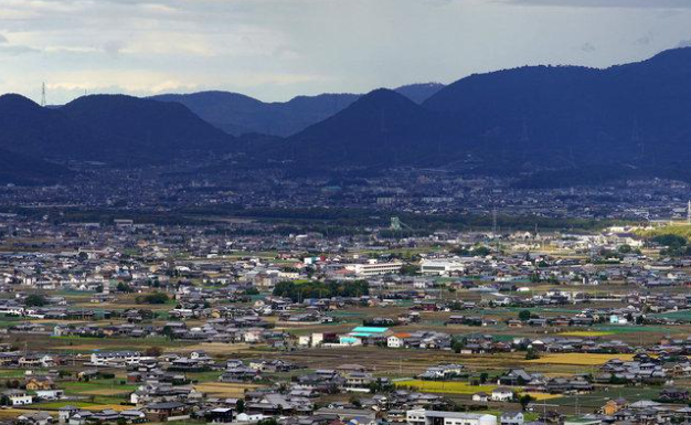 日本四个岛叫什么名字？