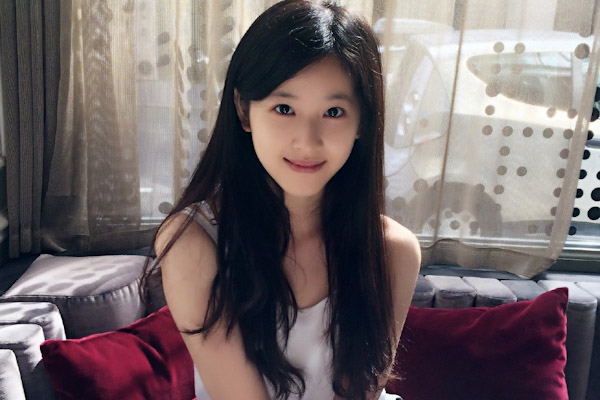 章泽天晒女儿礼物为自己庆生,生日为何只秀母女情不提刘强东?