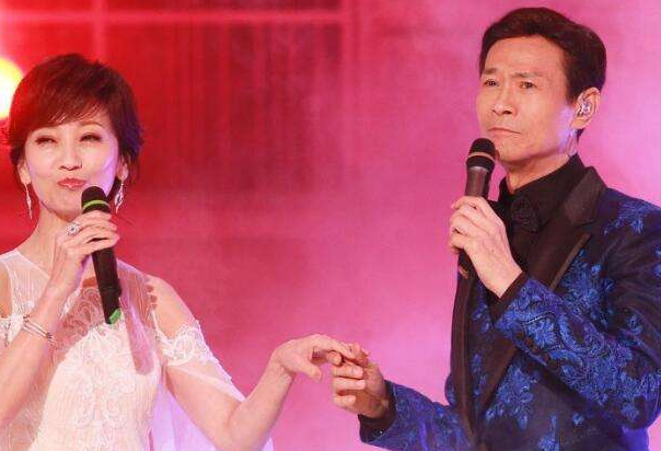 郑少秋跟赵雅芝之间是一种什么样的关系?