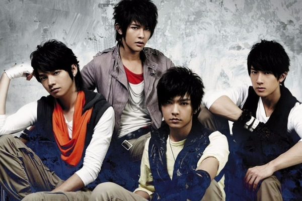 飞轮海当年解散是因为什么?