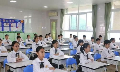 突然有点心疼小学老师了,你小学时有哪些调皮的经历呢?