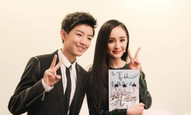 王俊凯和杨幂是什么关系?