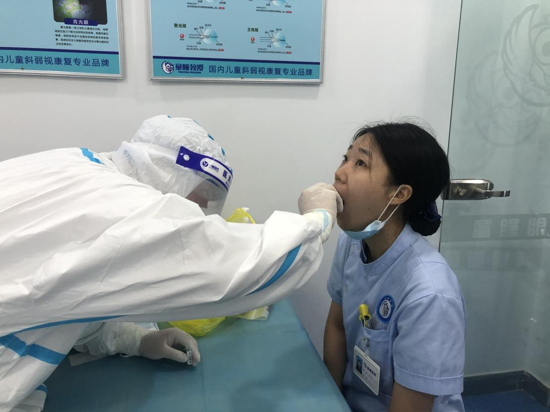 郑州累计集中隔离1.5万余人,当地的疫情究竟有多严重?