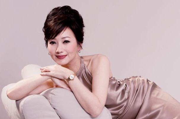 郑少秋跟赵雅芝之间是一种什么样的关系?