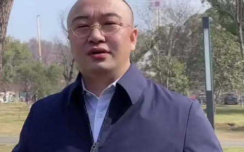 东方阿保真实身份是什么?