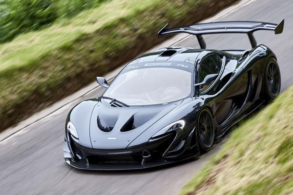 能把车停放到银泰中心地下车库的都是些什么人?