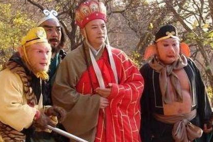 混沌未分天地乱,茫茫渺渺无人见。自从盘古破鸿蒙,开辟从兹清浊辨。什么意思.