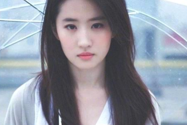 有哪些女明星真的是可以称得上天生丽质?