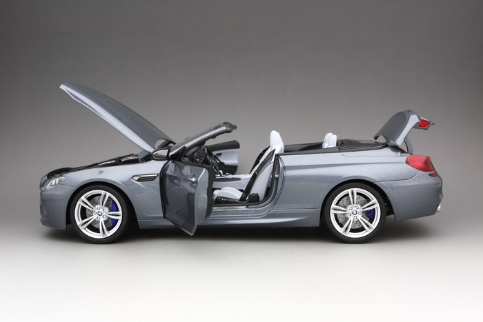 分享模型——宝马M6 Convertible敞篷版