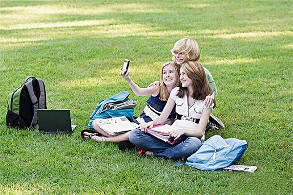 暑假去哪里好玩?