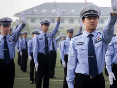 上了警察学院，孩子想退学，有遇到同样问题的家长吗?