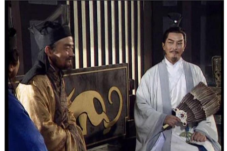 舌战群儒的主人公是谁?