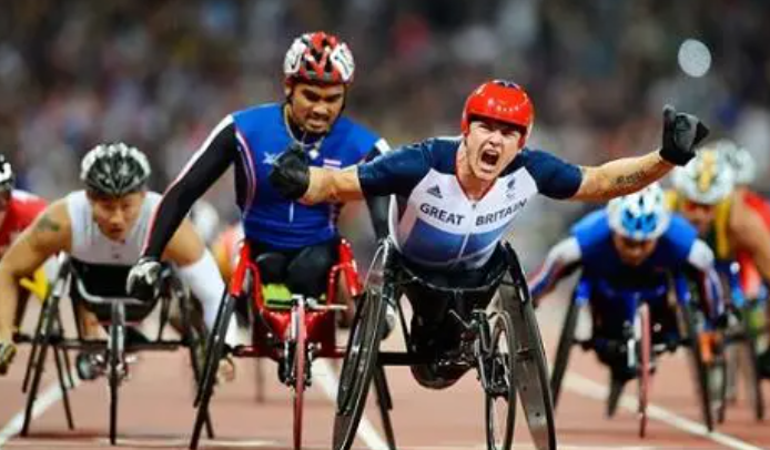 残奥会几年举办一次?