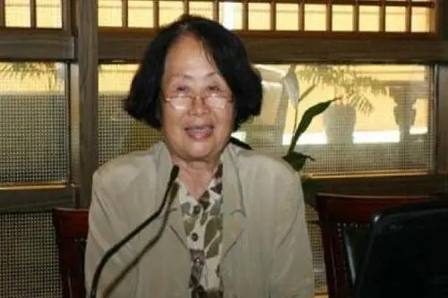 傅冬菊是北平和平解放最大女功臣,建国后最终结局怎样?