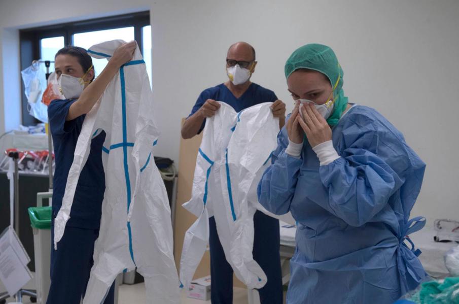 河北两起家庭聚集性疫情与一个苹果摊有关,该苹果摊为何会引发聚集性疫情?