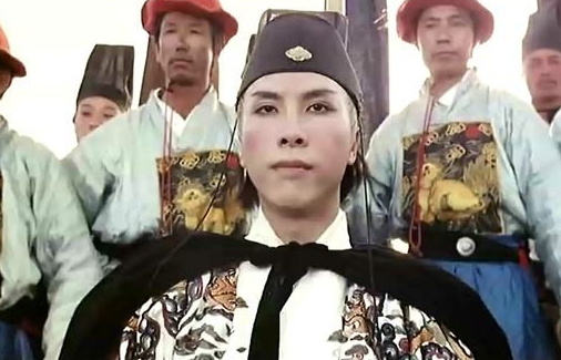 电影《新龙门客栈》中甄子丹饰演的曹少钦最后怎么样了?