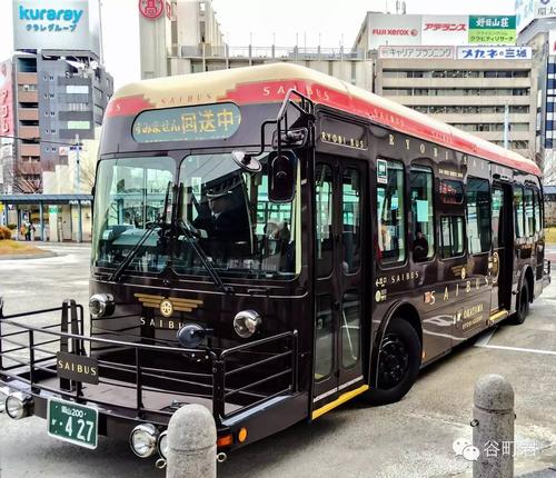 女孩公交车上被陌生人点燃头发,这名陌生人为何这么做?