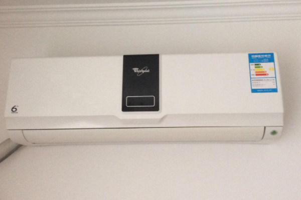 空调一般是多少瓦的?