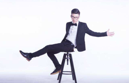 “我们断了联系,不代表我不想你”是哪首歌的歌词?