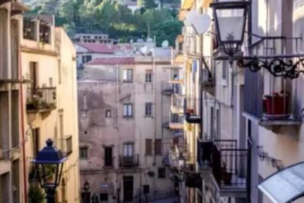 意大利7.8元售房,为何房价这么便宜?