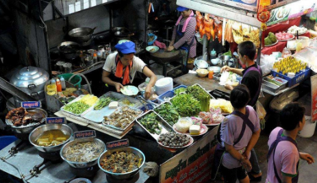 继贴出中文标语,又取消中国游客免签,如今怎样?