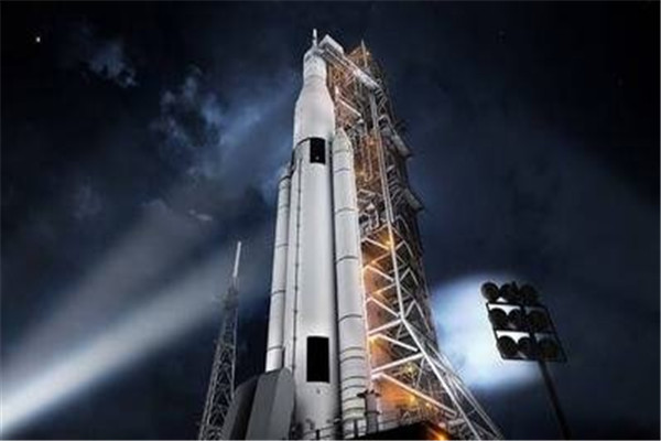 美国航天局宣布再次推迟登月火箭的发射,美国探月计划为何一波三折 ?