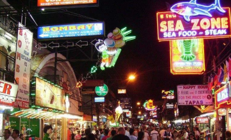 继贴出中文标语,又取消中国游客免签,如今怎样?