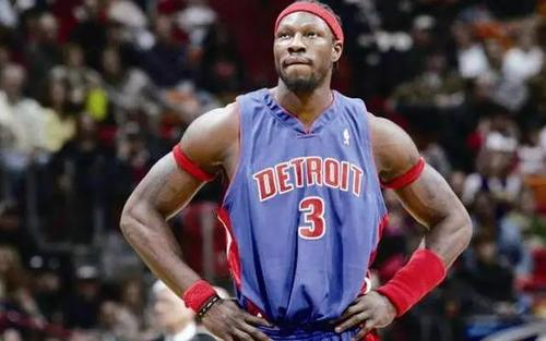 本华莱士落选了,为何最终能在NBA打上名堂呢?