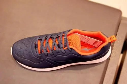 捐款5000万后,鸿星尔克直播间被百万人挤爆,鸿星尔克会就此逆转吗?