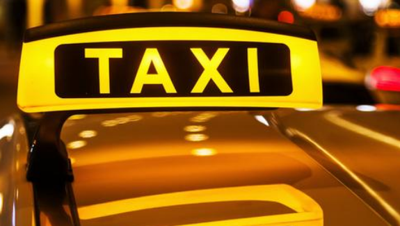 西安男子做网约车18分钟走了3公里路,但为什么司机却要他1.4万费用?