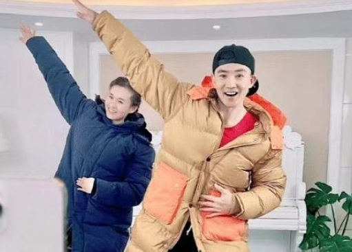 刘畊宏发文称自己还没有50岁,他为何如此在意自己的年纪?